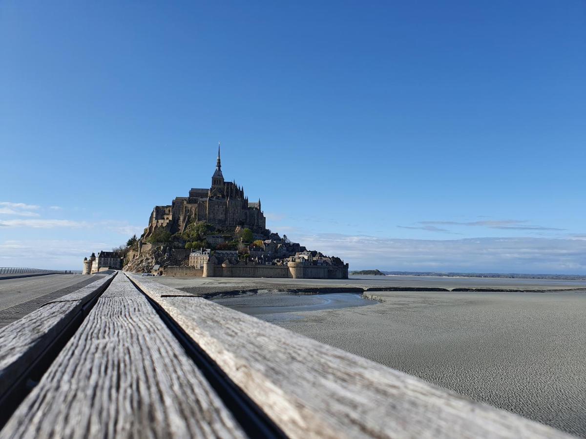 Bed and Breakfast La Bastide Du Moulin - Mont St Michel Moidrey Zewnętrze zdjęcie