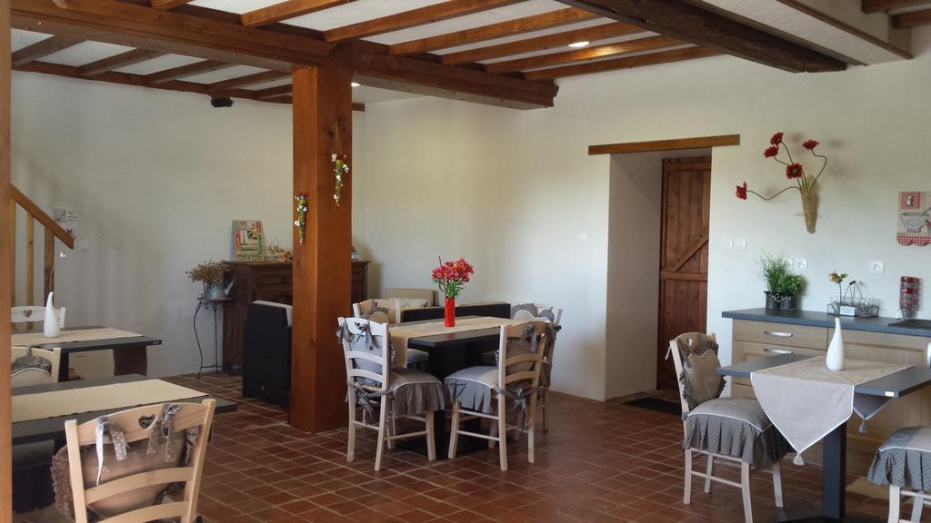 Bed and Breakfast La Bastide Du Moulin - Mont St Michel Moidrey Zewnętrze zdjęcie