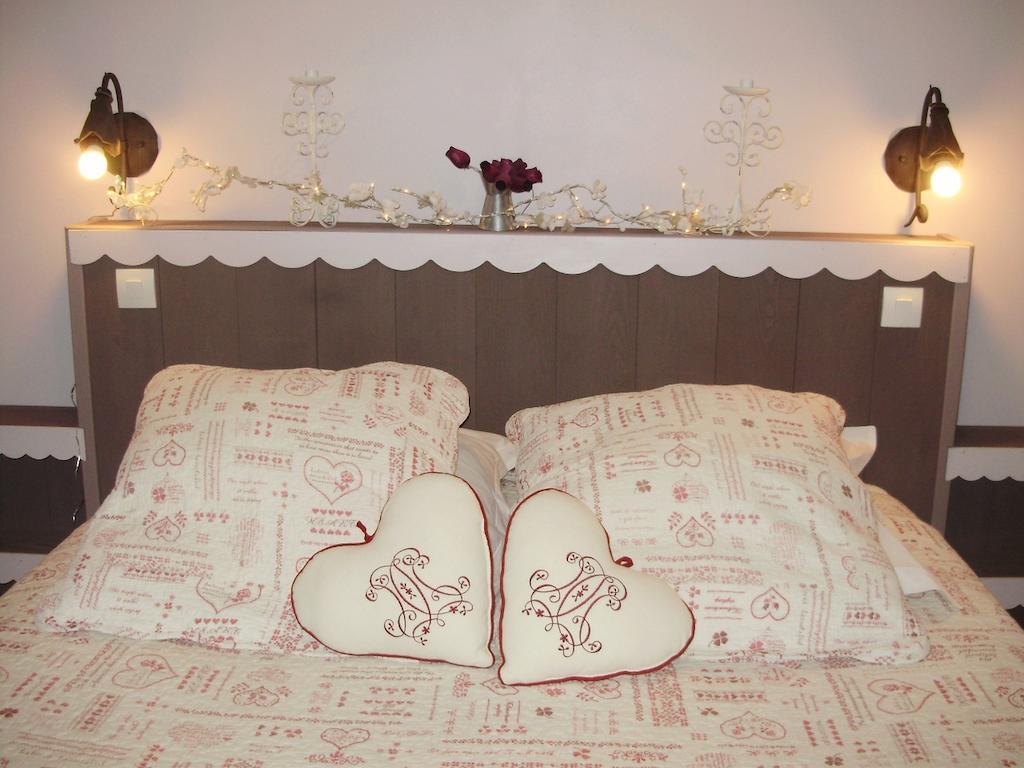 Bed and Breakfast La Bastide Du Moulin - Mont St Michel Moidrey Zewnętrze zdjęcie