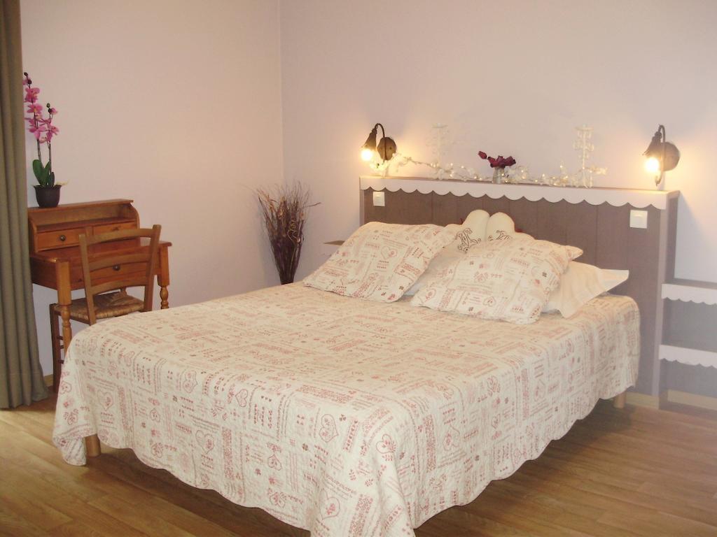 Bed and Breakfast La Bastide Du Moulin - Mont St Michel Moidrey Zewnętrze zdjęcie